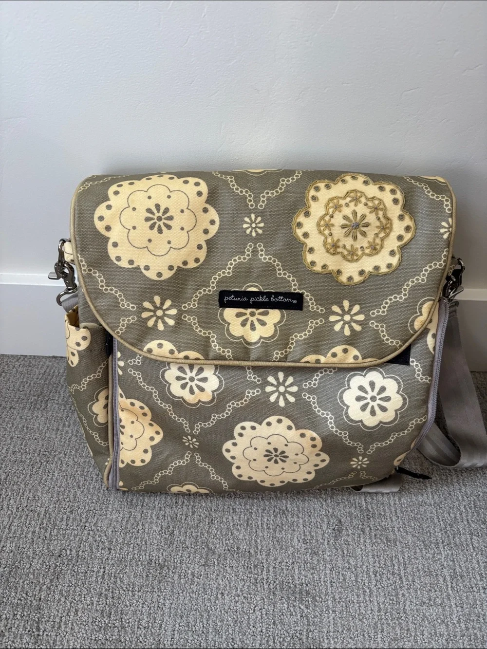 Petunia Pickle Bottom Gray Messenger Bag with Cream Floral Print